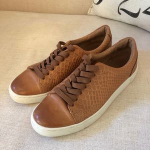 6.5 Frye leather sneakers